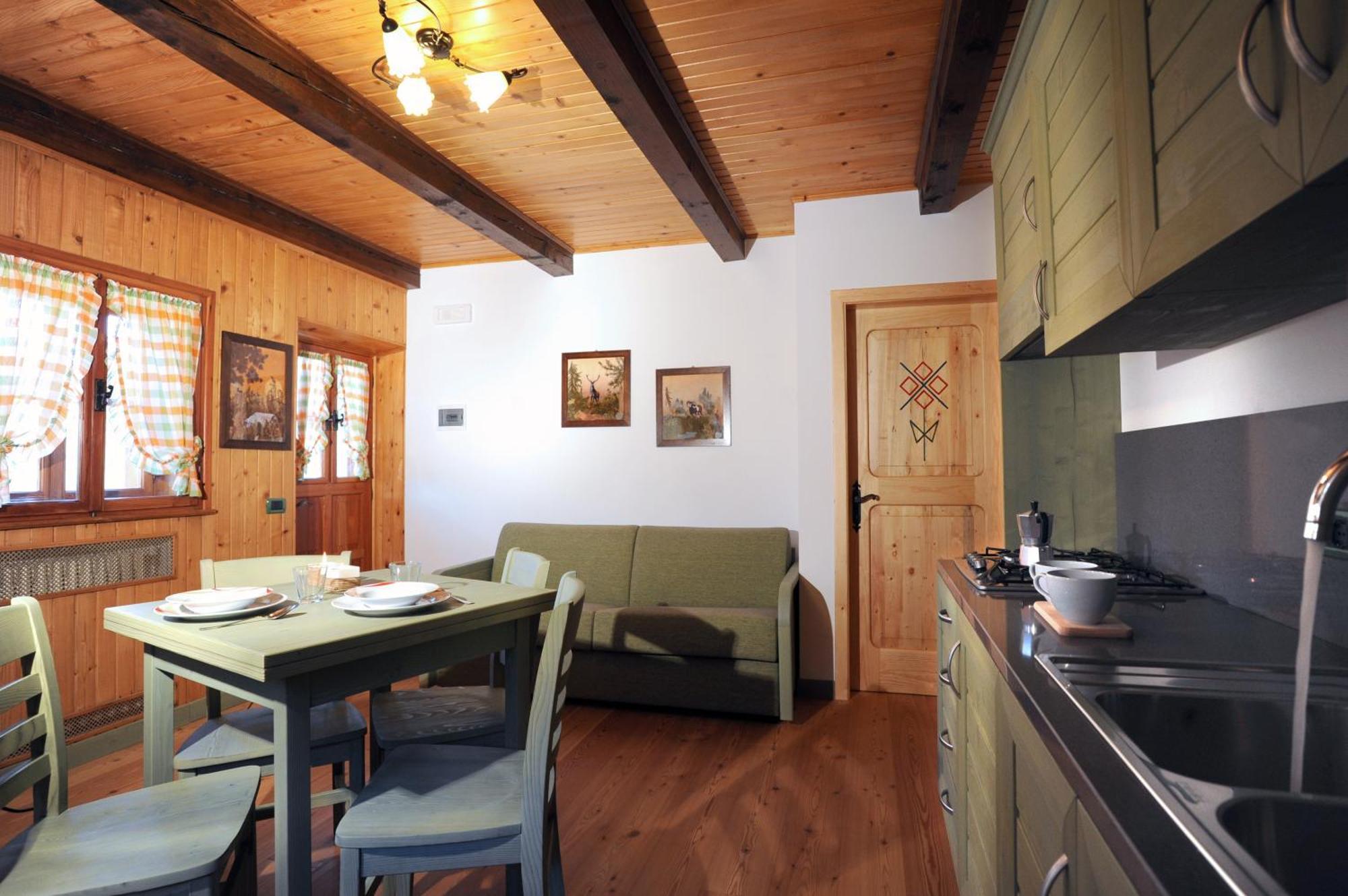 Albergo Diffuso Comeglians Habitación foto