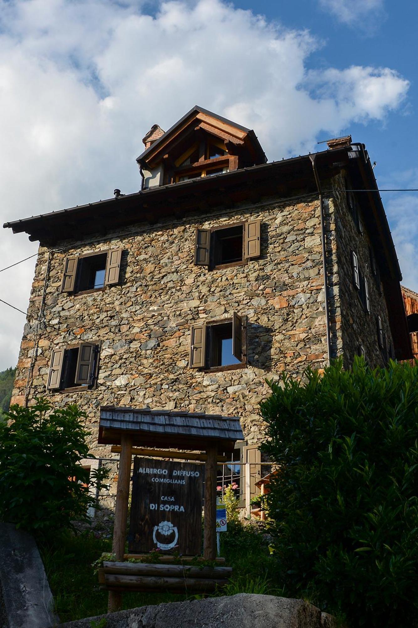 Albergo Diffuso Comeglians Habitación foto